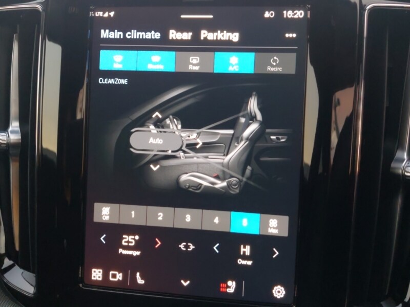 Used Volvo XC60 2023 for sale - 76471768: Photo 15