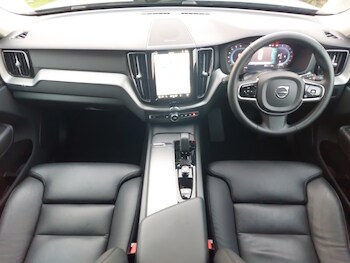 Used Volvo XC60 2023 for sale - 76471768: Photo