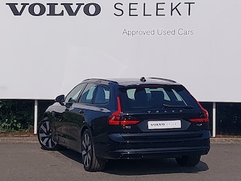 Used Volvo V90 2025 for sale - 75576452: Photo