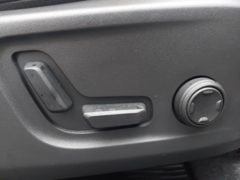 Used Volvo XC40 2025 for sale - 76708125: Photo 12