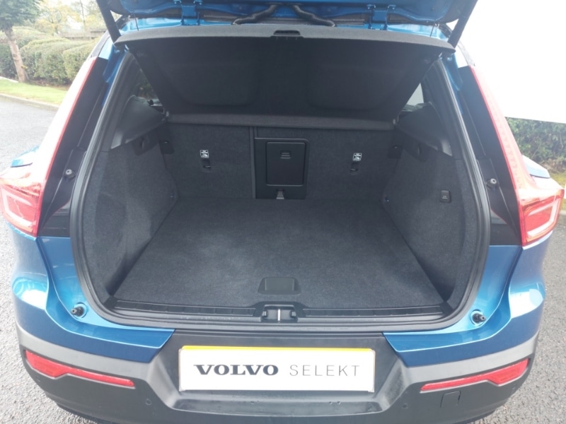 Used Volvo XC40 2021 for sale - 76129941: Photo 8