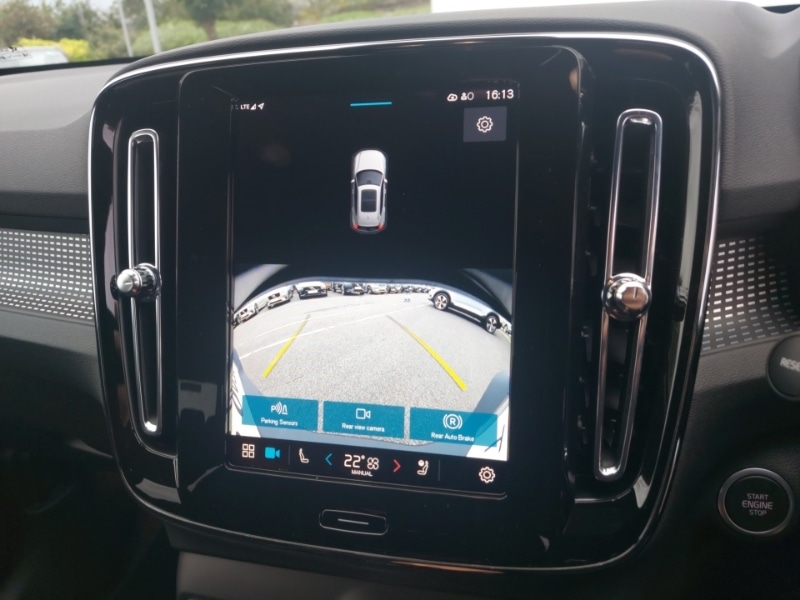 Used Volvo XC40 2025 for sale - 76493432: Photo 11