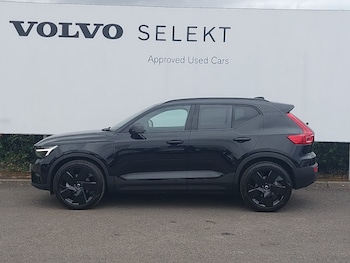 Used Volvo XC40 2025 for sale - 76493432: Photo