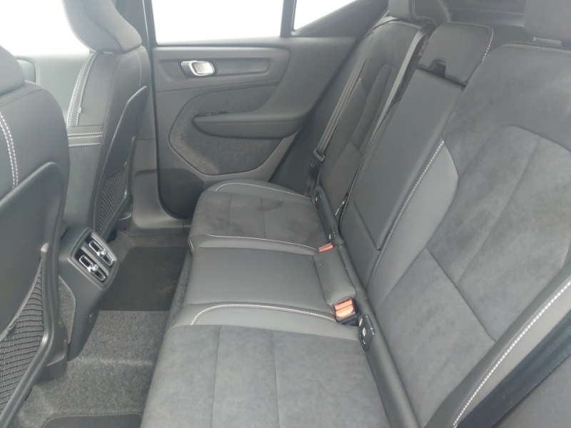 Used Volvo XC40 2025 for sale - 76493432: Photo 6