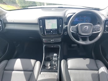 Used Volvo XC40 2025 for sale - 79048535: Photo