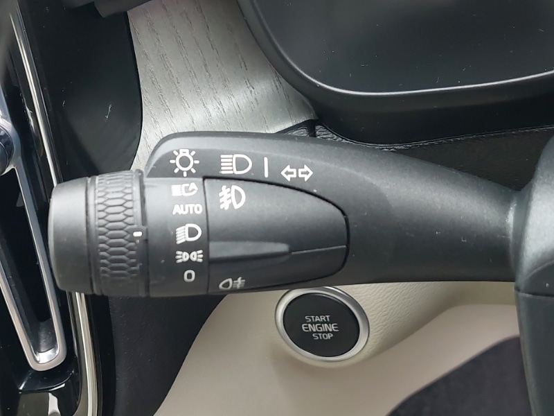 Used Volvo XC40 2021 for sale - 76478947: Photo 18