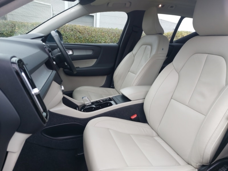 Used Volvo XC40 2021 for sale - 76478947: Photo 5