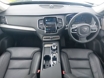 Used Volvo XC90 2024 for sale - 76052144: Photo 2