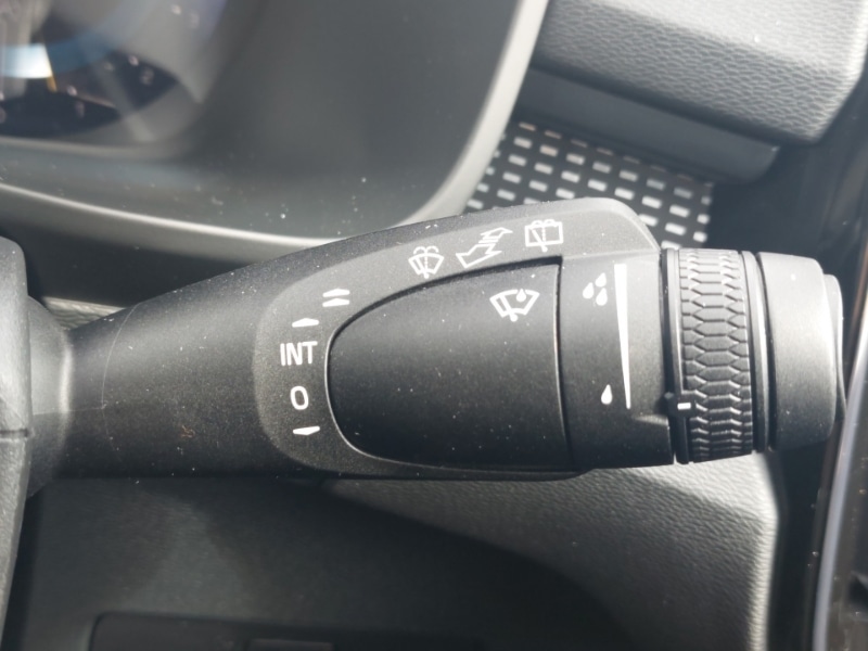 Used Volvo XC40 2025 for sale - 77548916: Photo 16