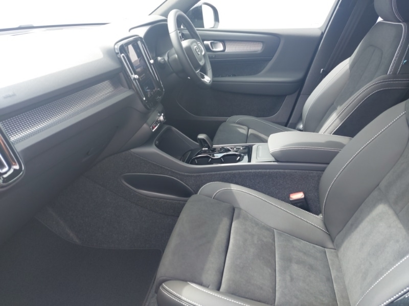 Used Volvo XC40 2025 for sale - 77548916: Photo 5