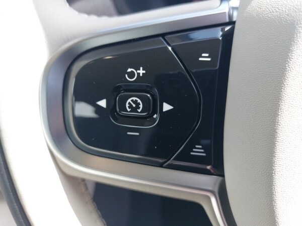 Used Volvo V90 2025 for sale - 75599805: Photo 16