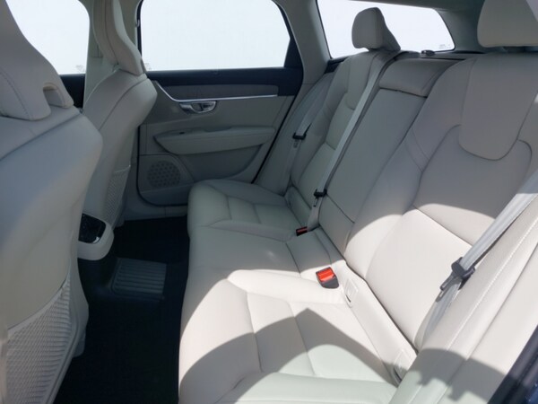 Used Volvo V90 2025 for sale - 75599805: Photo 6