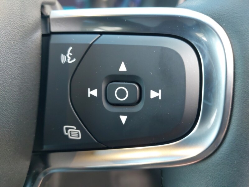 Used Volvo XC40 2025 for sale - 77209015: Photo 17