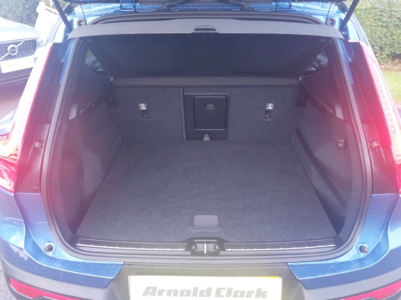 Used Volvo XC40 2019 for sale - 76199587: Photo 8