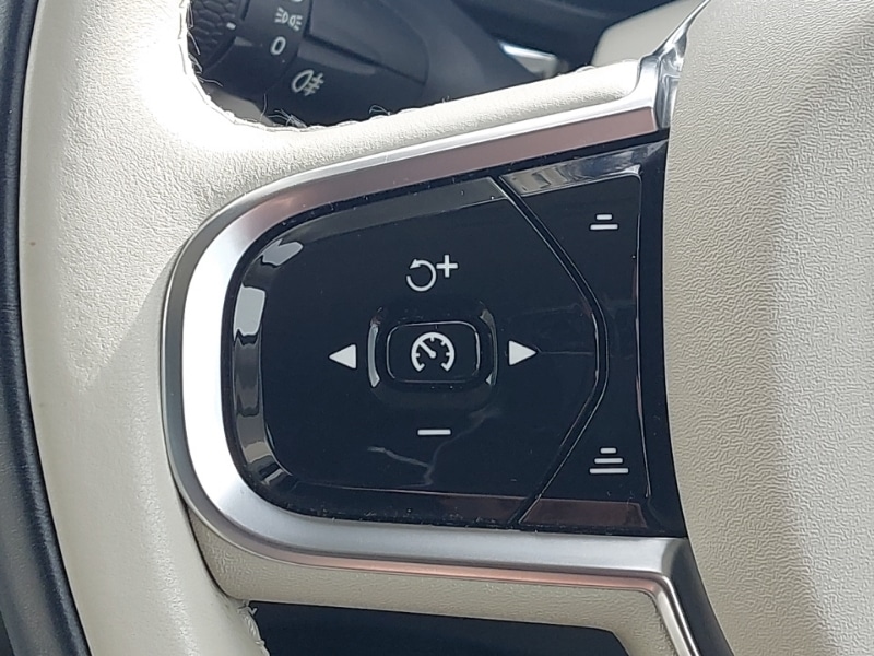 Used Volvo XC60 2023 for sale - 78203326: Photo 16