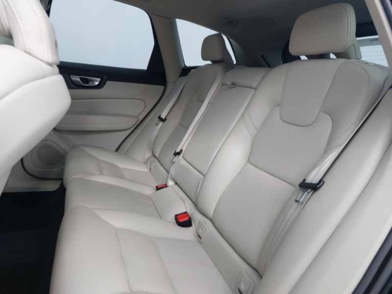 Used Volvo XC60 2023 for sale - 78203326: Photo 6