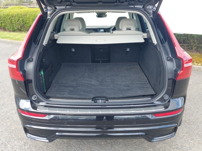 Used Volvo XC60 2023 for sale - 78203326: Photo 8