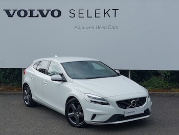 Used Volvo V40 2018 for sale - 78808353: Photo