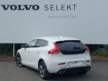 Used Volvo V40 2018 for sale - 78808353: Photo