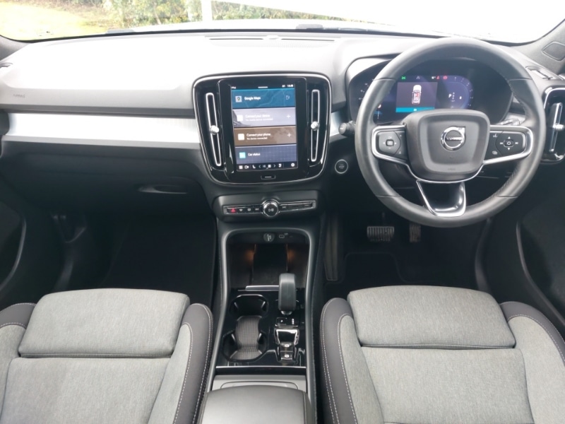 Used Volvo XC40 2022 for sale - 76150821: Photo 2