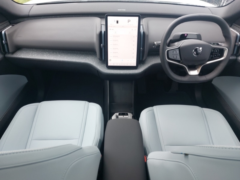 Used Volvo EX30 2025 for sale - 76135319: Photo 2