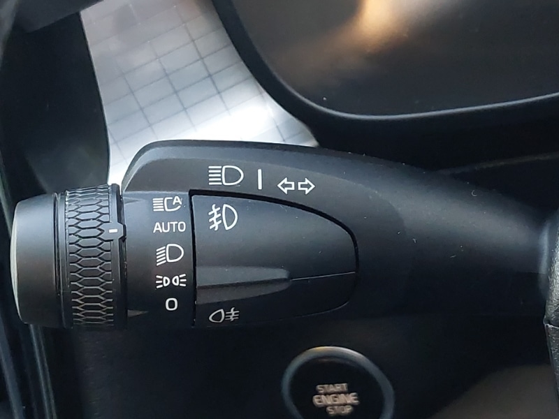 Used Volvo XC40 2023 for sale - 77130196: Photo 18