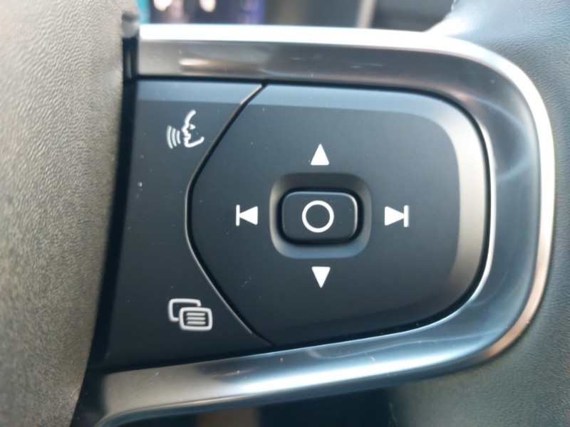 Used Volvo XC40 2025 for sale - 77126555: Photo 14