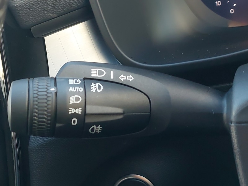 Used Volvo XC40 2025 for sale - 77126555: Photo 17