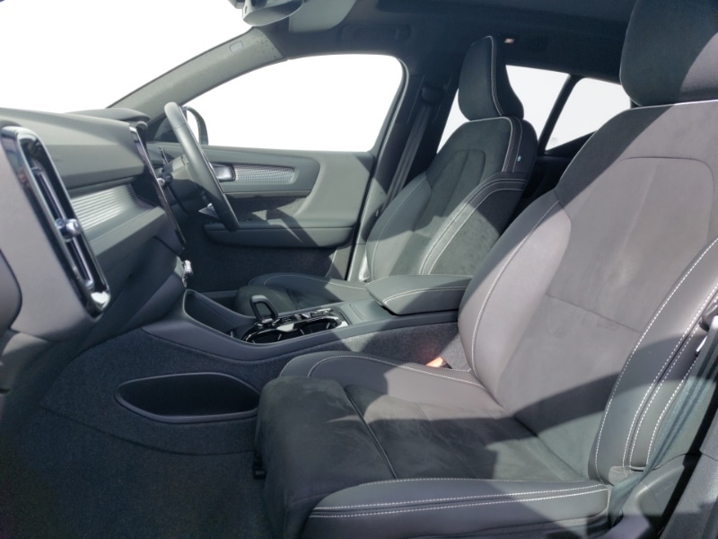 Used Volvo XC40 2024 for sale - 77873944: Photo 5