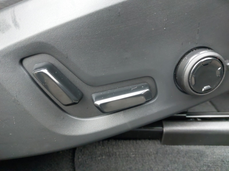 Used Volvo XC60 2025 for sale - 77197782: Photo 12