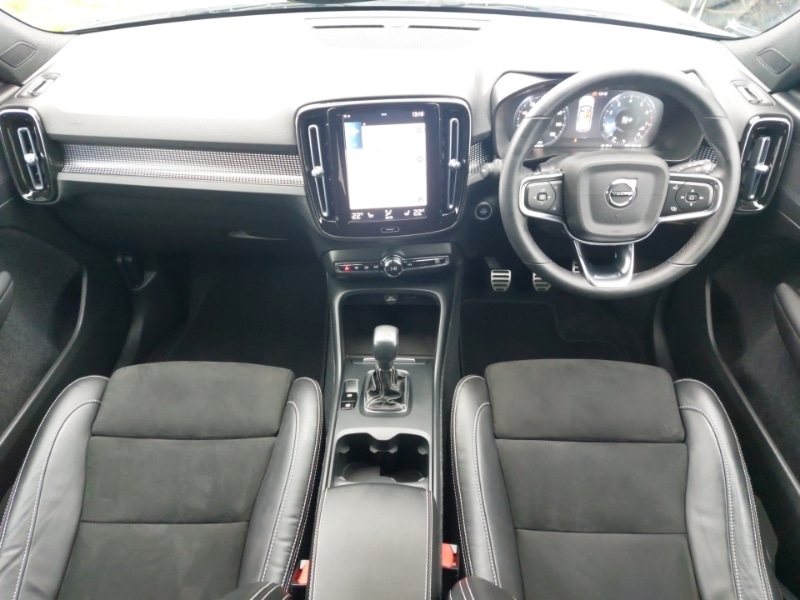 Used Volvo XC40 2021 for sale - 76150825: Photo 2