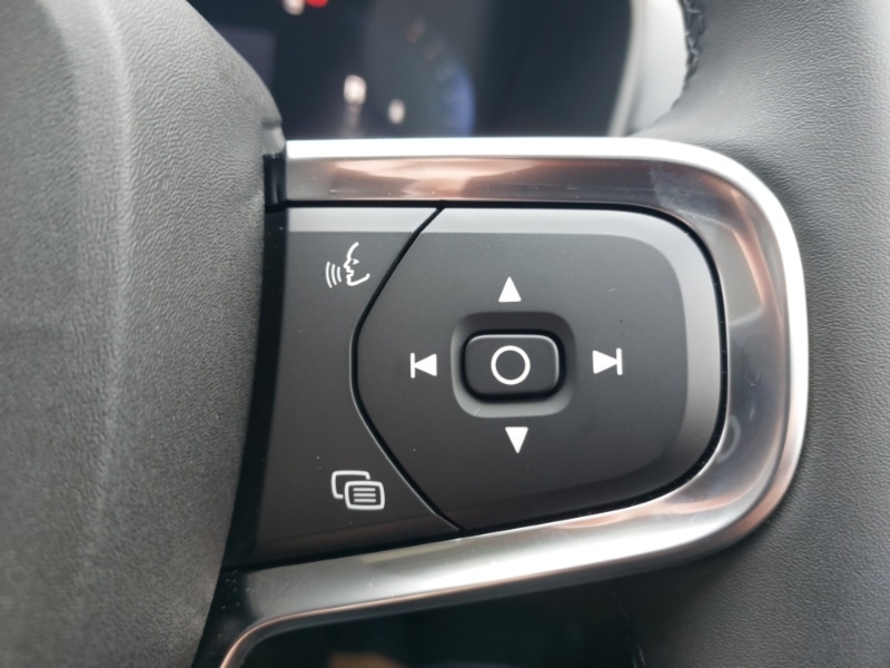 Used Volvo XC40 2025 for sale - 77999753: Photo 13