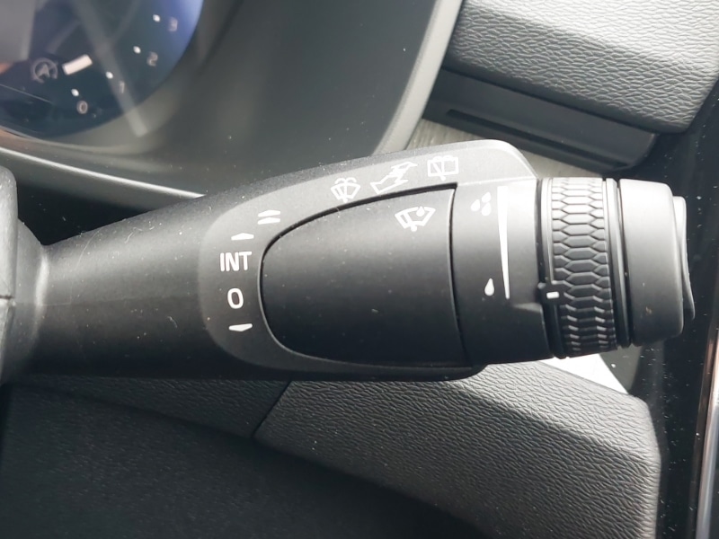 Used Volvo XC40 2025 for sale - 77999753: Photo 15