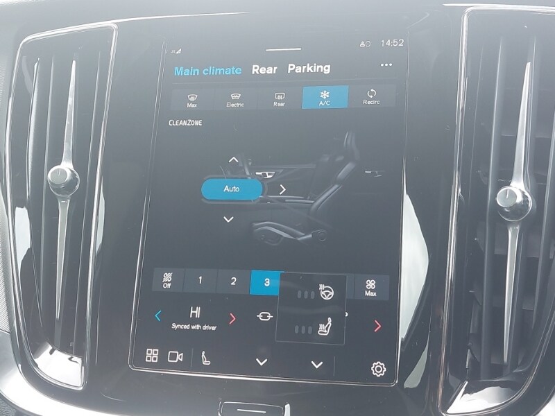 Used Volvo V60 2025 for sale - 77299628: Photo 11