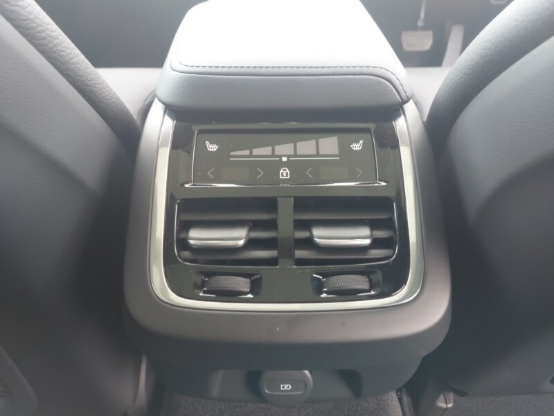 Used Volvo V60 2025 for sale - 77299628: Photo 19