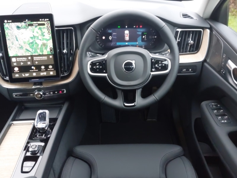 Used Volvo XC60 2025 for sale - 77299627: Photo 7