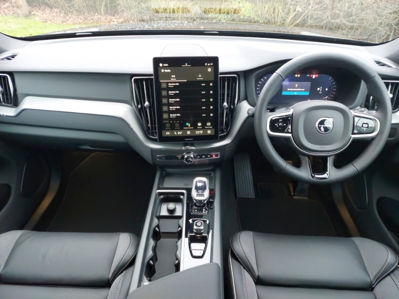 Used Volvo XC60 2025 for sale - 77751729: Photo 2