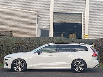 Used Volvo V60 2021 for sale - 76726423: Photo