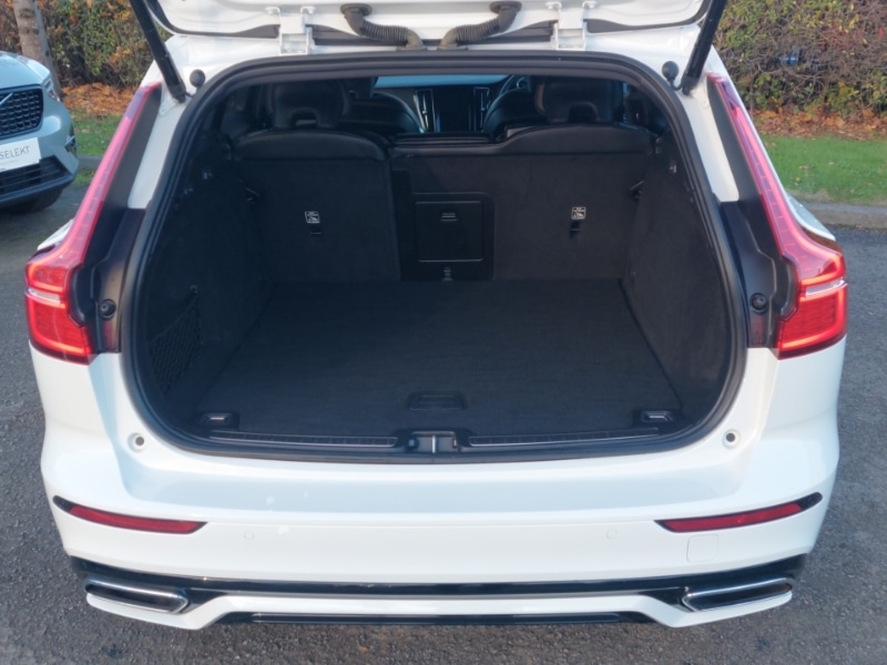 Used Volvo V60 2021 for sale - 76726423: Photo 8