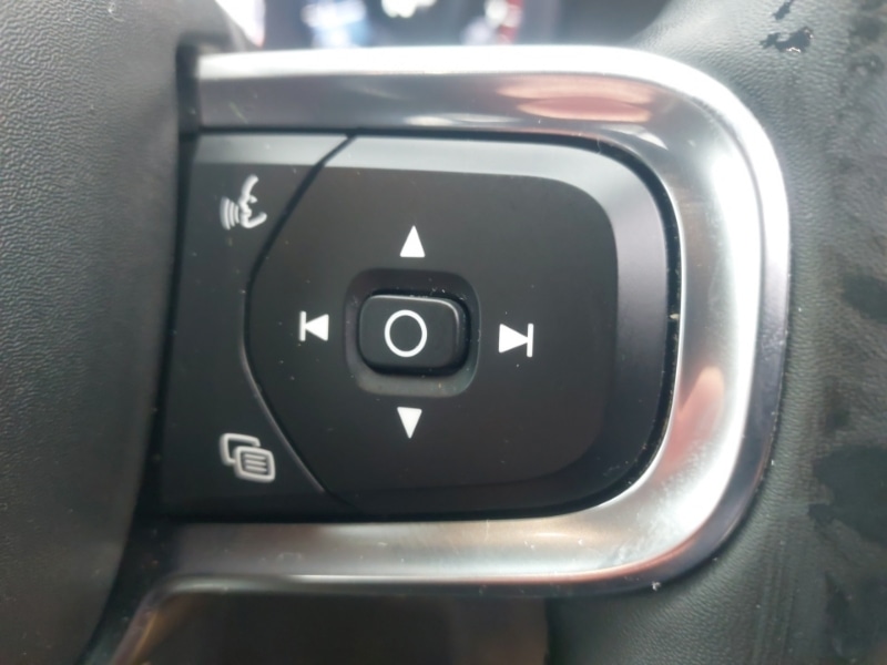 Used Volvo XC40 2021 for sale - 76166251: Photo 17