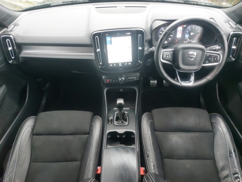 Used Volvo XC40 2021 for sale - 76166251: Photo 2