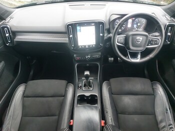 Used Volvo XC40 2021 for sale - 76166251: Photo