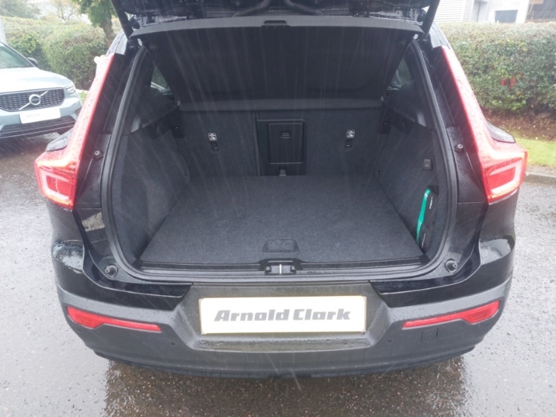 Used Volvo XC40 2021 for sale - 76166251: Photo 8