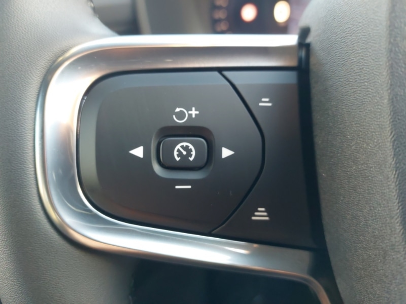 Used Volvo XC40 2025 for sale - 76579066: Photo 14