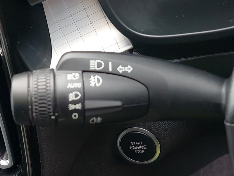 Used Volvo XC40 2023 for sale - 76864419: Photo 18