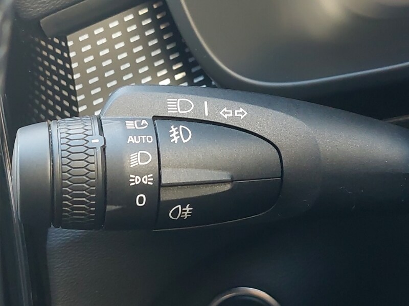 Used Volvo XC40 2025 for sale - 77623336: Photo 17