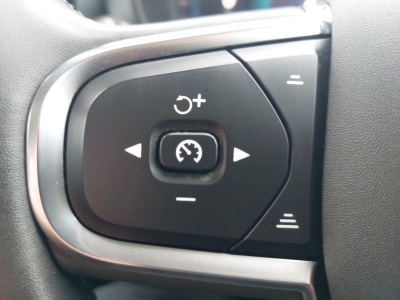 Used Volvo XC60 2022 for sale - 77761573: Photo 13