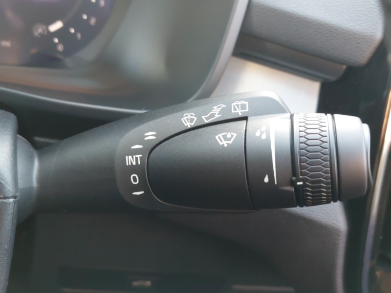 Used Volvo XC40 2025 for sale - 77611157: Photo 16