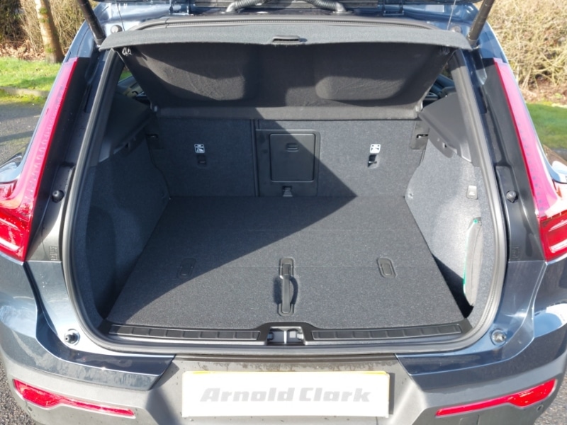 Used Volvo XC40 2025 for sale - 77611157: Photo 8