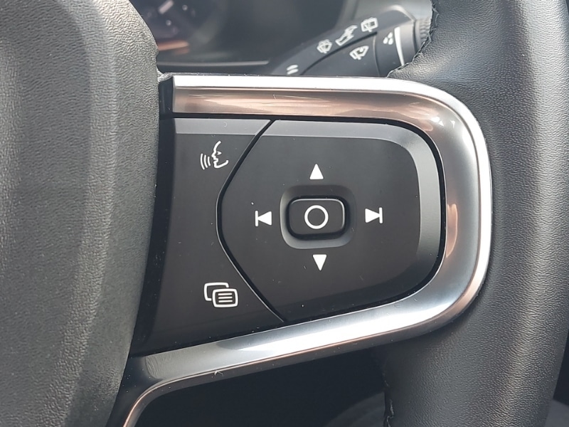 Used Volvo XC40 2023 for sale - 78203366: Photo 17